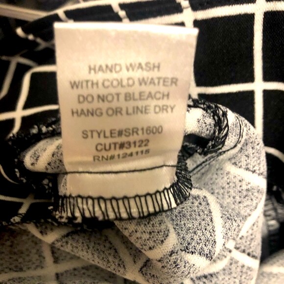 ⭐️HP⭐️ Sophie Rue High Waisted Shorts w/ Pockets Black & White Womens Small - Picture 7 of 7